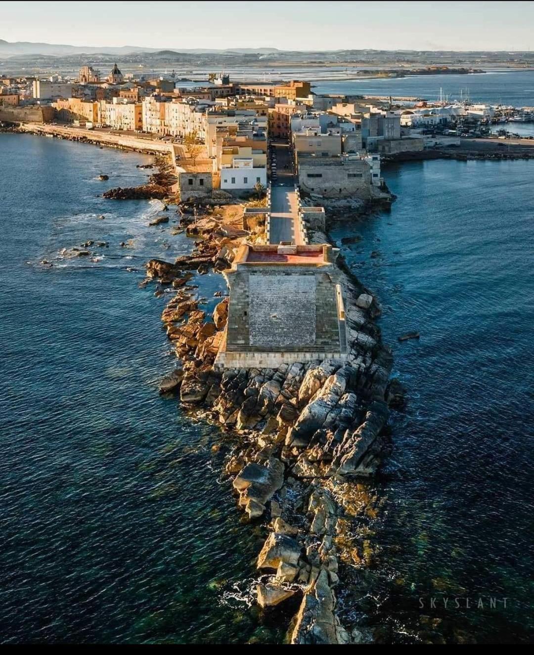 Vespri Love Trapani Exterior photo